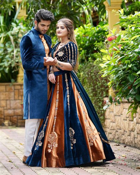 couple dress pic|traditional dress for couples.